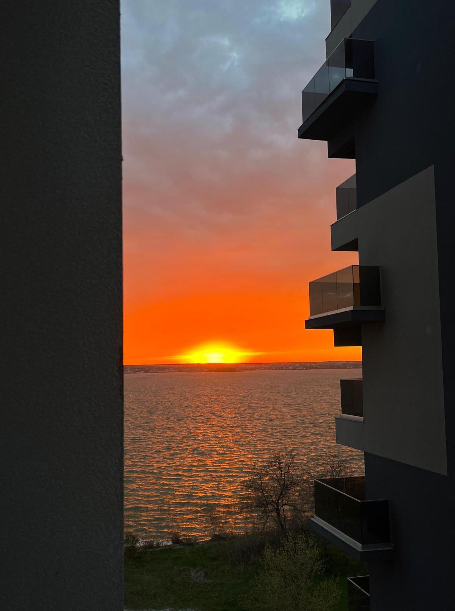 Moon Residence Mamaia Exterior photo